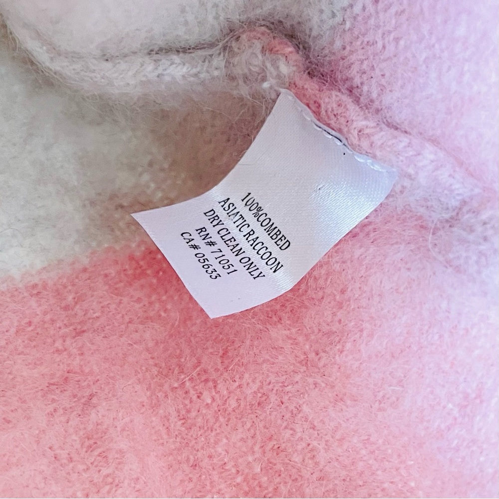 SWTR MEDIUM 100% asiatic racoon beige pink colorblock Vneck sweater - Picture 5 of 6